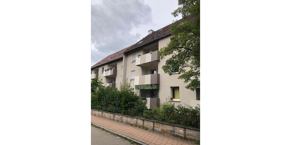 Dachgeschoßwohnung Neuendettelsau - 2 Zimmer, 30 m&sup2;, 450&euro; | Angebot:25217506
