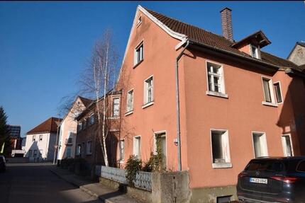 Haus Bechhofen - 8 Zimmer, 180 m&sup2;, 1.800&euro; | Angebot:24443349