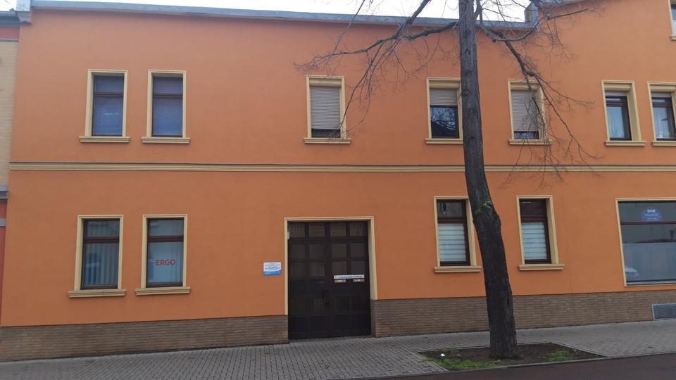 Helles Büro in attraktiver Lage zu vermieten – Kustrenaer Str. 62