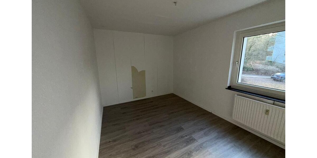 Etagenwohnung Braunsbedra - 2 Zimmer, 55 m&sup2;, 255&euro; | Angebot:26678146