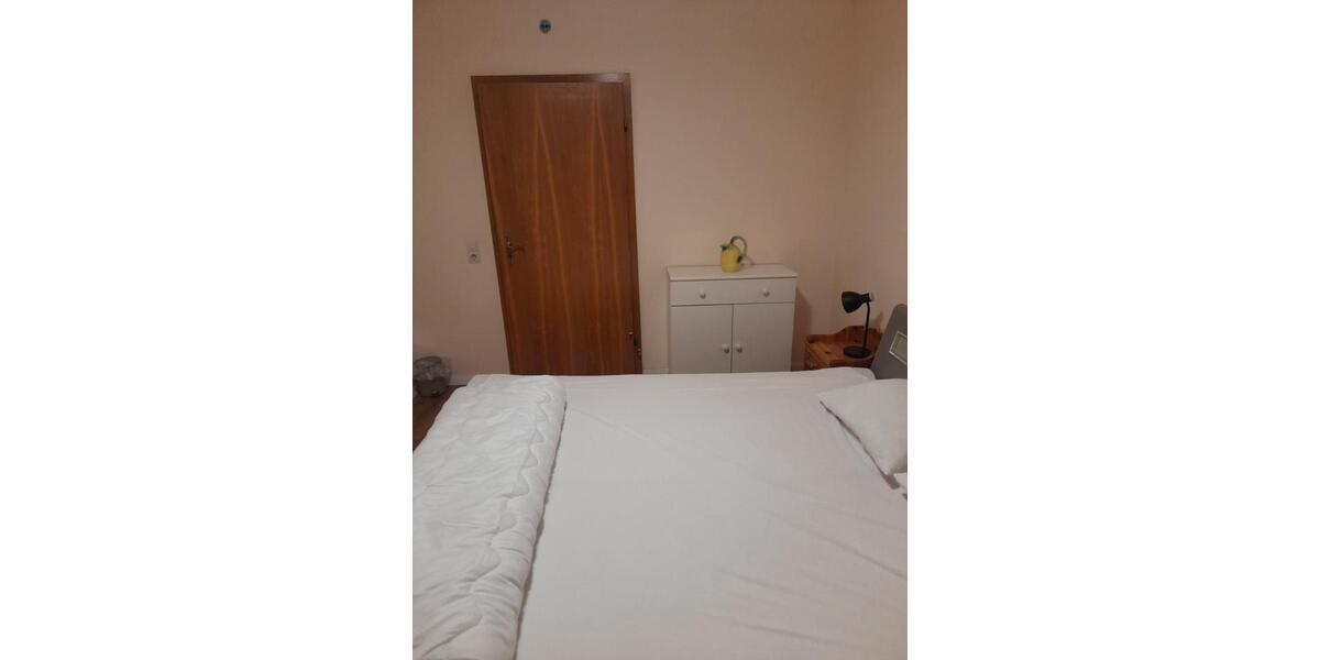Wohnen auf Zeit Untermeitingen - 1 Zimmer, 12 m&sup2;, 600&euro; | Angebot:26613330