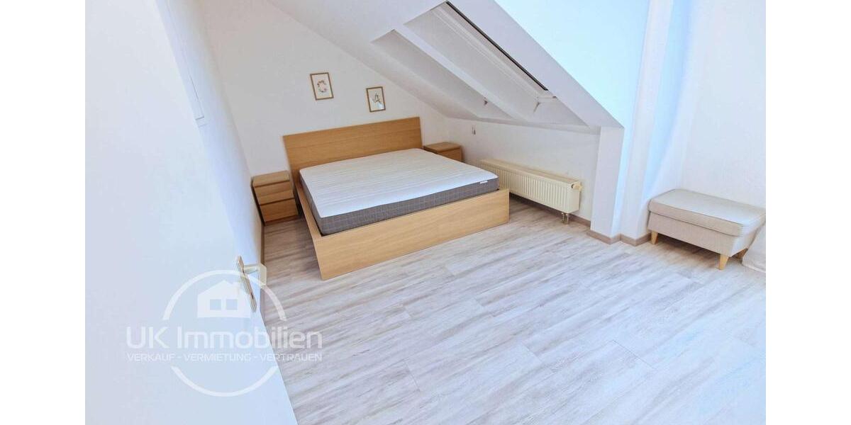 Reihenhaus Bad Vilbel - 6 Zimmer, 131 m&sup2;, 1.800&euro; | Angebot:25103751