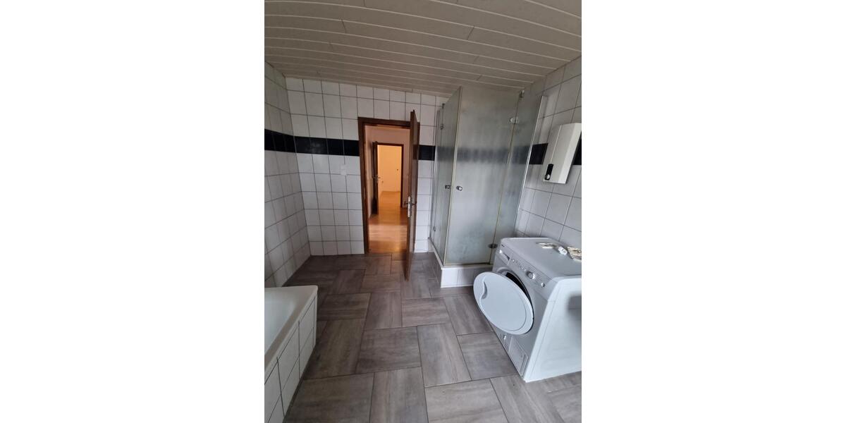 Etagenwohnung Extertal - 5 Zimmer, 110 m&sup2;, 600&euro; | Angebot:26271935