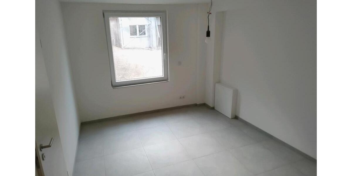 Reihenhaus Linnich - 5 Zimmer, 150 m&sup2;, 1.300&euro; | Angebot:25048638