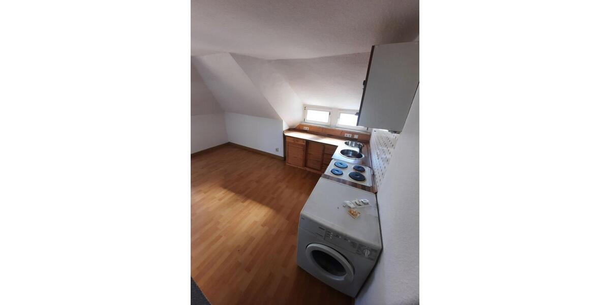 Dachgeschoßwohnung Zwönitz - 3 Zimmer, 62 m&sup2;, 450&euro; | Angebot:24727228