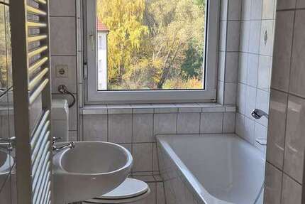 Wohnung zum Mieten in Zella-Mehlis 390 € 65 m² 3 zimmer