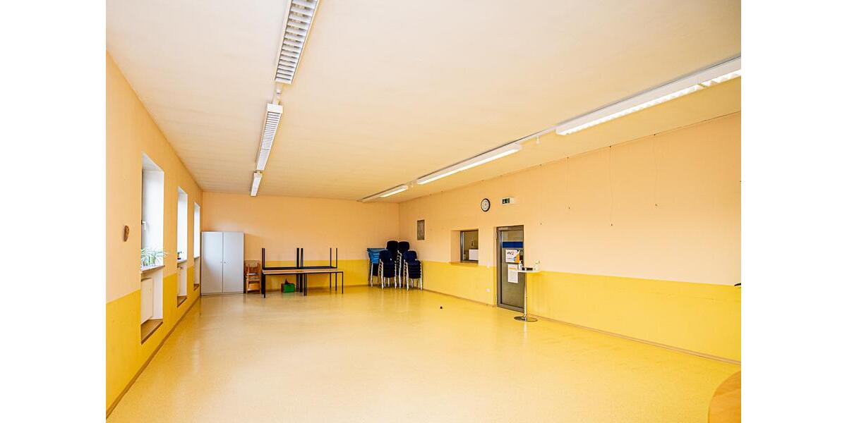 Attraktive Gewerbeflächen in zentraler Lage von Roding zu vermieten - Gewerbeobjekt Roding | Angebot:26994315