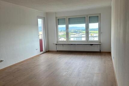 Wohnung Bensheim - 3 Zimmer, 94 m&sup2;, 1.600&euro; | Angebot:26020918
