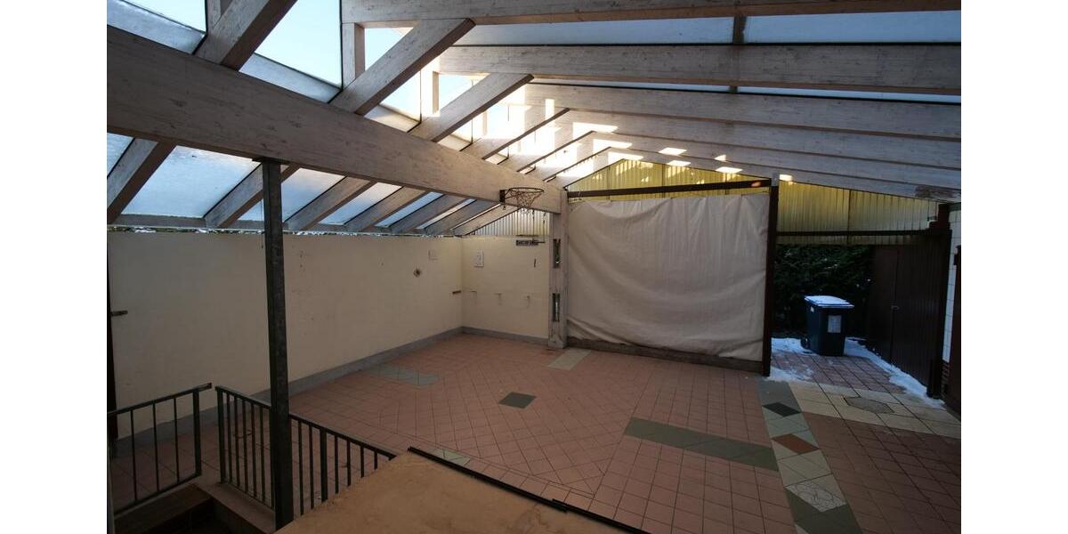 3,5 Zim. Wohnung, Einbauküche, Fußbodenheiz. HWR, Keller, Winterg 3.5 zimmer