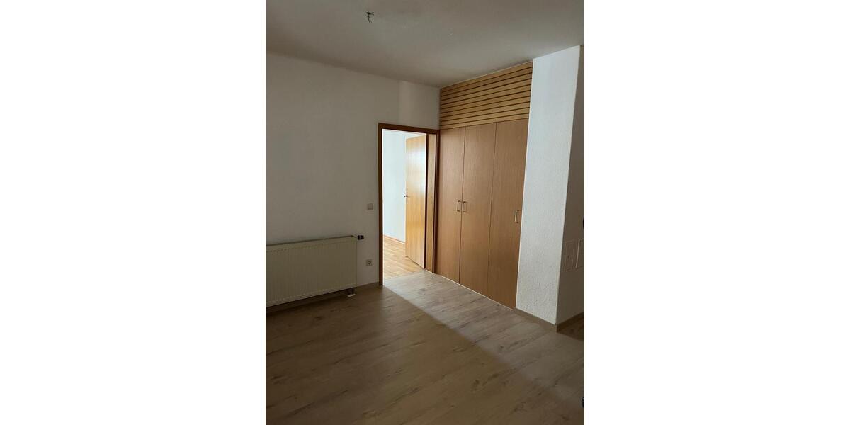 Etagenwohnung Nabburg - 2 Zimmer, 85 m&sup2;, 840&euro; | Angebot:23908251