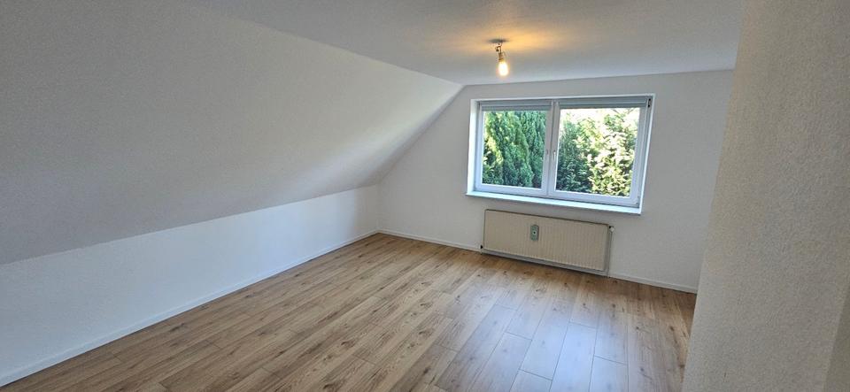 Dachgeschoßwohnung Dörverden - 4.5 Zimmer, 85 m&sup2;, 900&euro; | Angebot:26425149