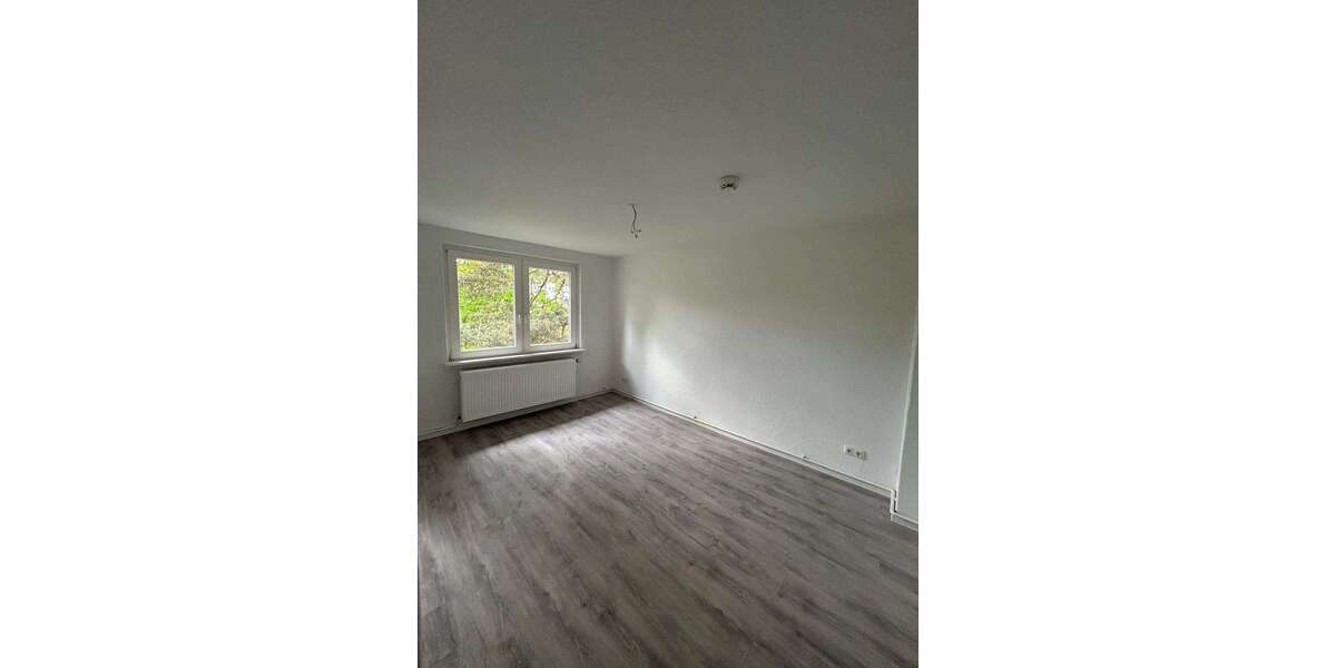 Etagenwohnung Celle Groß Hehlen - 4 Zimmer, 58 m&sup2;, 400&euro; | Angebot:26634795
