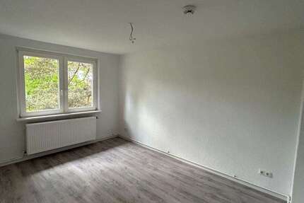 Wohnung Celle Groß Hehlen - 4 Zimmer, 58 m&sup2;, 400&euro; | Angebot:26634795