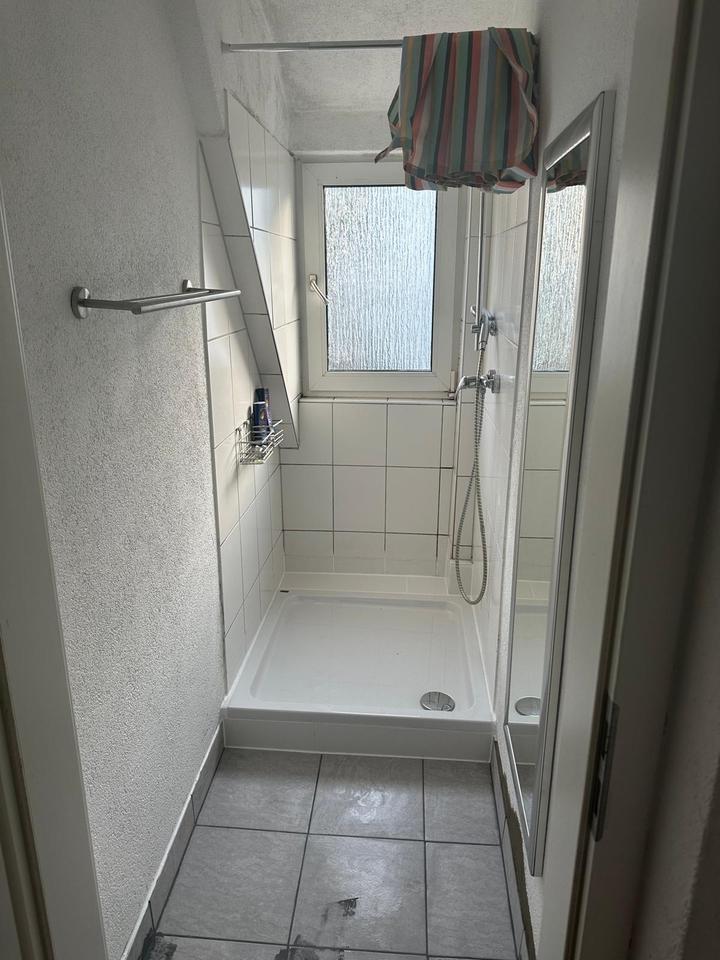 Ruhiges WG-Zimmer nur 650€ Warmmiete in Böckingen,ab Oktober frei