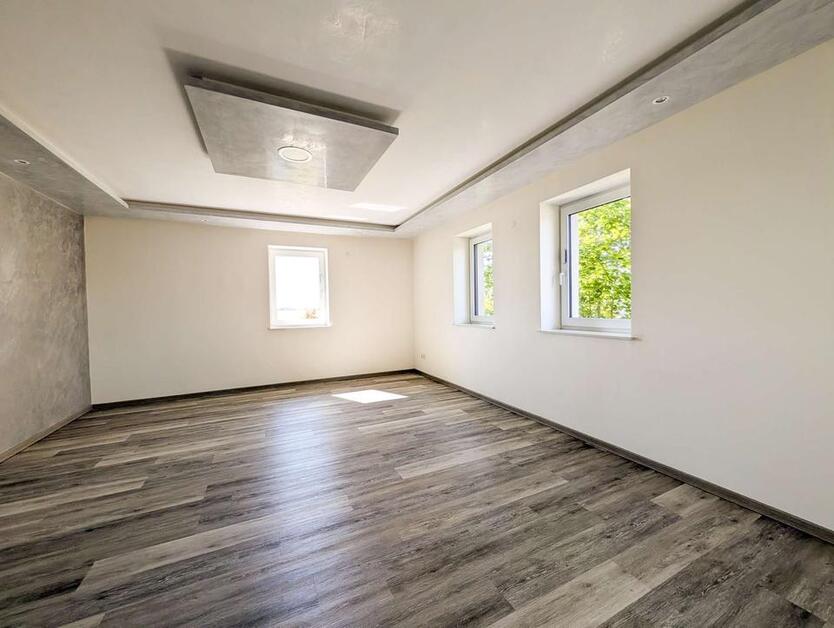 Geräumige 4RW | Hochwertig saniert | Garten, Terasse, Tageslichtbad & Fußbodenheizung!