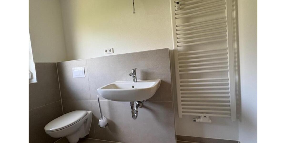 Erdgeschoßwohnung Schwandorf - 4 Zimmer, 70 m&sup2;, 630&euro; | Angebot:25715412