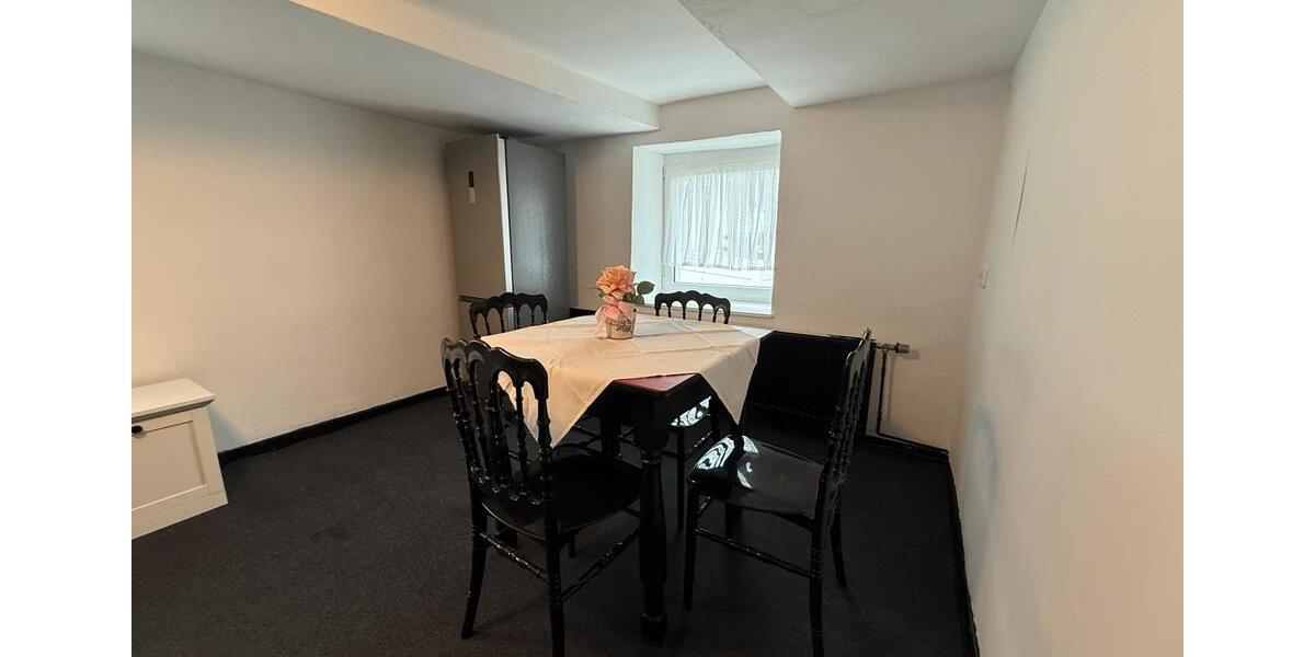 Wohnen auf Zeit Werdohl - 3 Zimmer, 65 m&sup2;, 15&euro; | Angebot:26127813