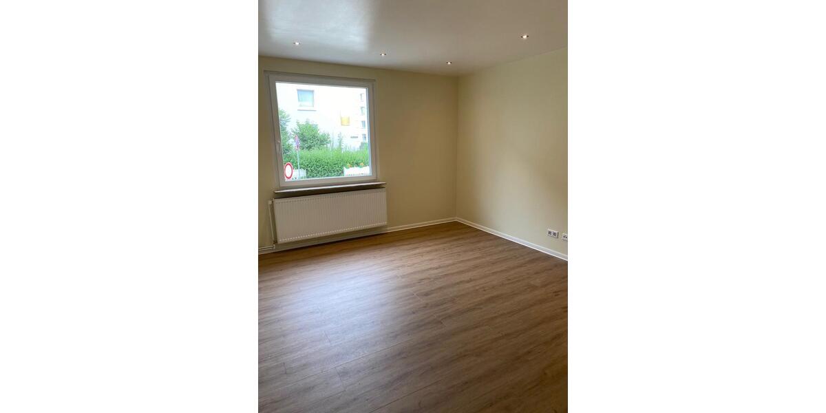 Erdgeschoßwohnung Bremerhaven - 3 Zimmer, 63 m&sup2;, 690&euro; | Angebot:25278957