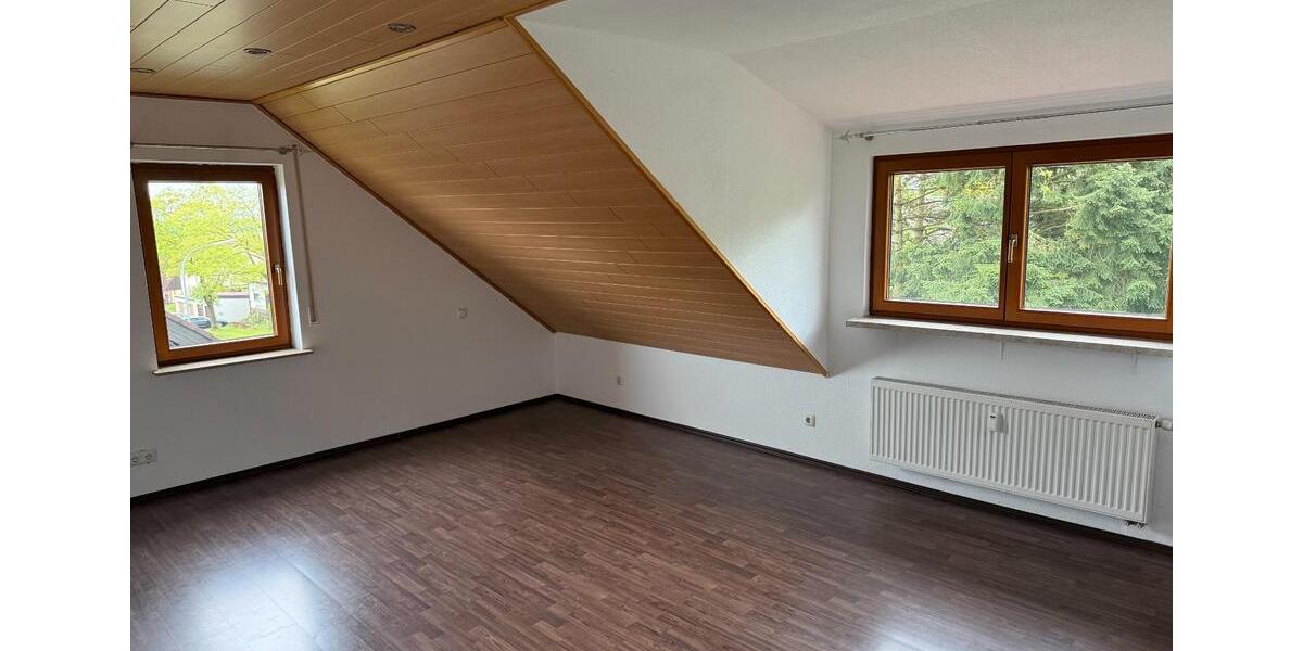Etagenwohnung Haßfurt - 3 Zimmer, 96 m&sup2;, 780&euro; | Angebot:26481253