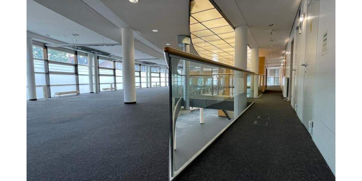 Große Gewerbeeinheit im Zentrum von Merseburg, Top Lage in hochfrequentierter Fußgängerzone! zimmer