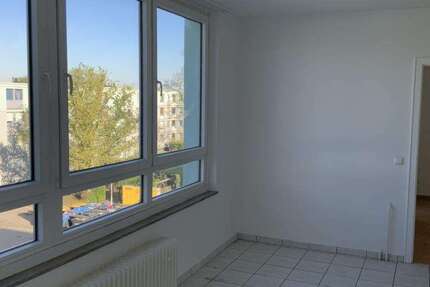 Wohnung Monheim - 4 Zimmer, 88 m&sup2;, 979&euro; | Angebot:26098429