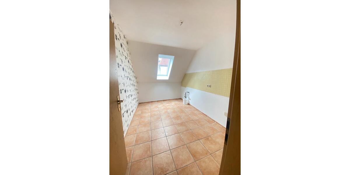 Dachgeschoßwohnung Gerbstedt - 4 Zimmer, 116 m&sup2;, 590&euro; | Angebot:22033397