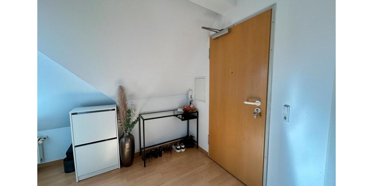 Dachgeschoßwohnung Homburg - 1 Zimmer, 50 m&sup2;, 420&euro; | Angebot:25875514