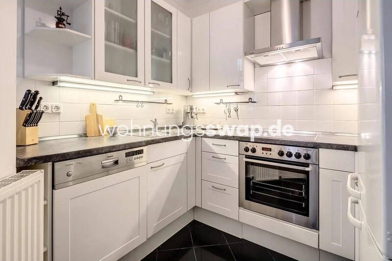 Etagenwohnung Lübeck Innenstadt - 2 Zimmer, 85 m&sup2;, 500&euro; | Angebot:25934469