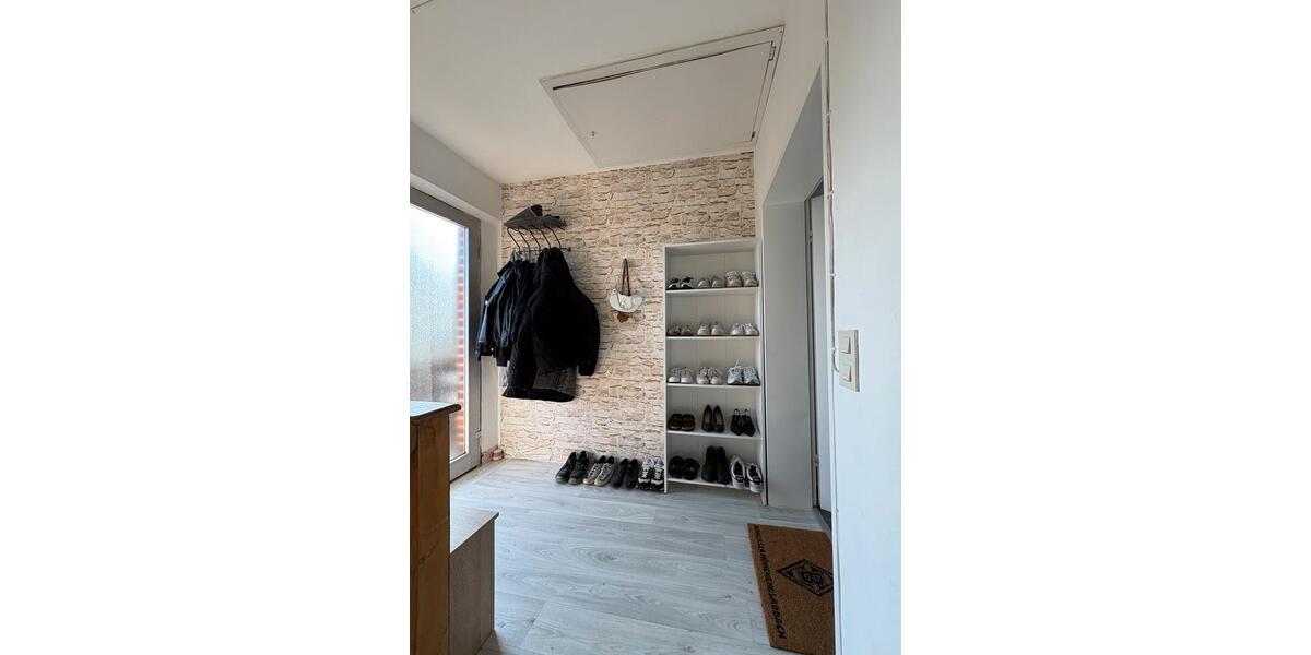 Dachgeschoßwohnung Gifhorn - 2.5 Zimmer, 65 m&sup2;, 650&euro; | Angebot:25867750