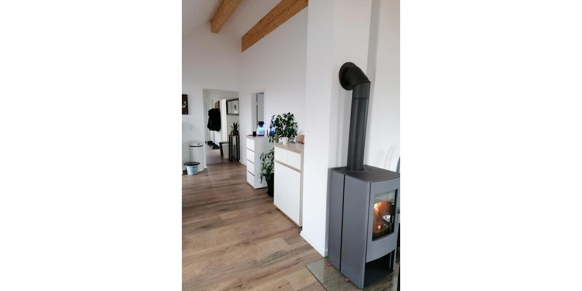 Etagenwohnung Parkstetten - 3 Zimmer, 90 m&sup2;, 1.150&euro; | Angebot:25931440