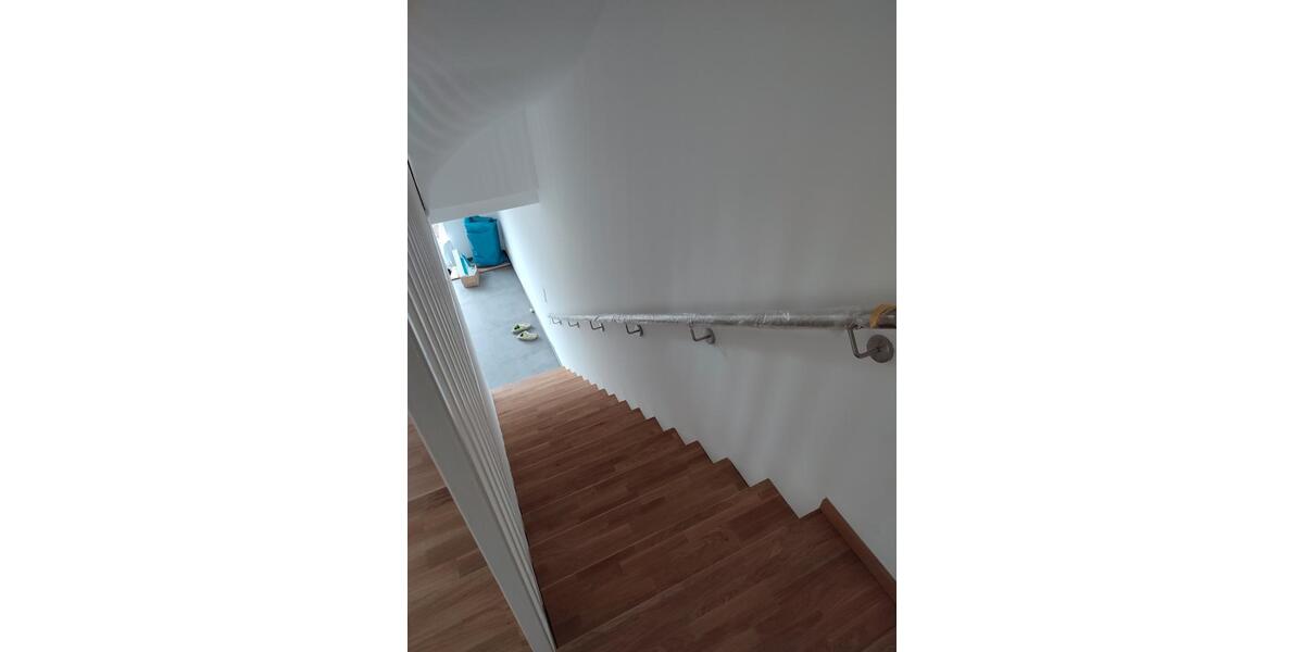 Reihenendhaus 180m²+60 qm² Keller+Garten+Solar+Kamin+FBH+Stellplätze 6 zimmer