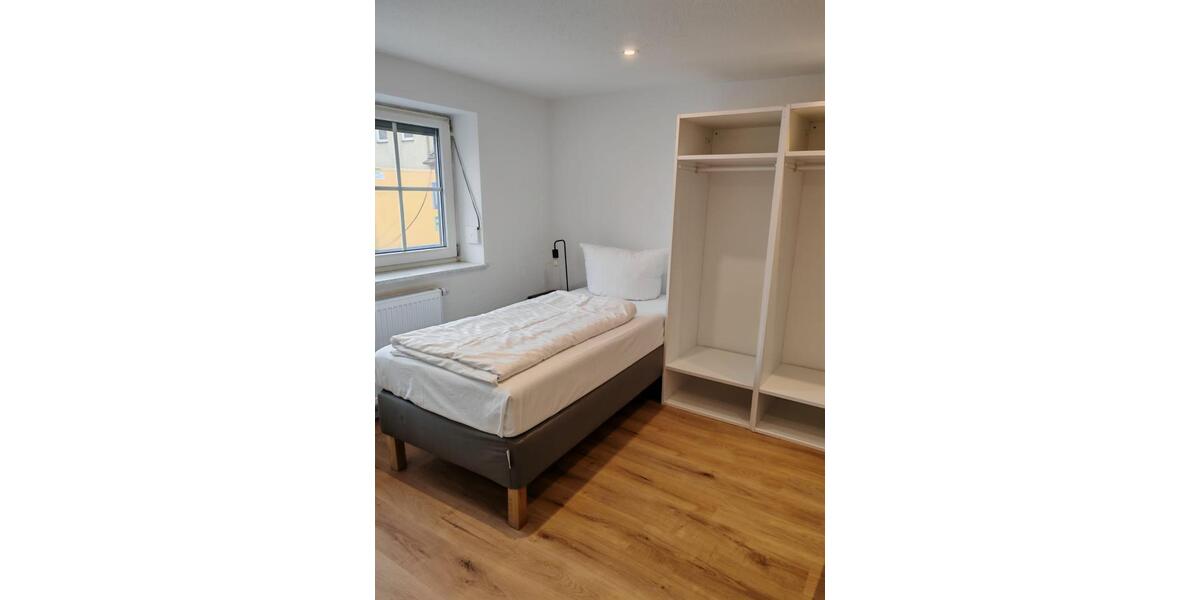 Wohnen auf Zeit Günzburg - 4 Zimmer, 90 m&sup2;, 2.340&euro; | Angebot:26425685