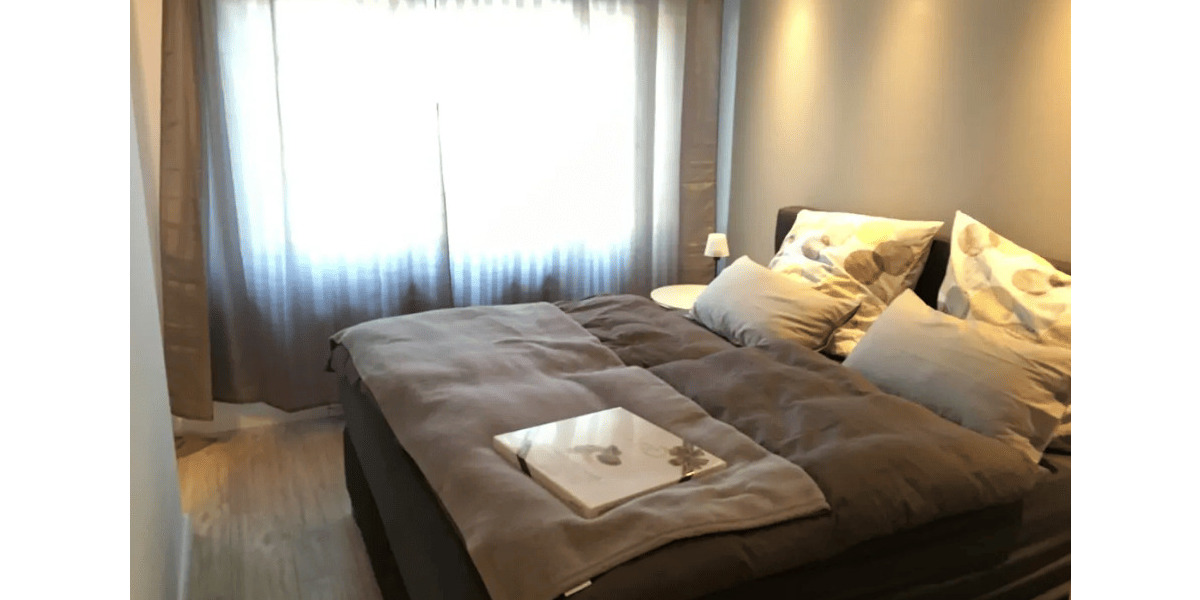 Etagenwohnung Düsseldorf Altstadt - 2 Zimmer, 72 m&sup2;, 500&euro; | Angebot:26744849