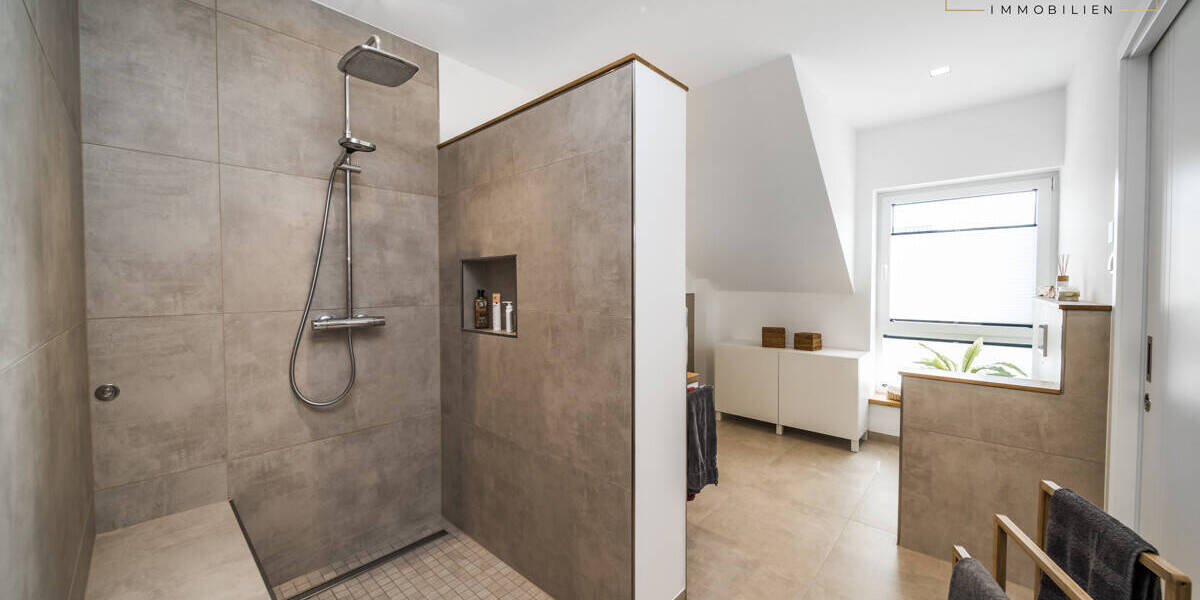 Doppelhaushälfte Essen (Oldenburg) Essen - 3 Zimmer, 124 m&sup2;, 1.300&euro; | Angebot:25996316