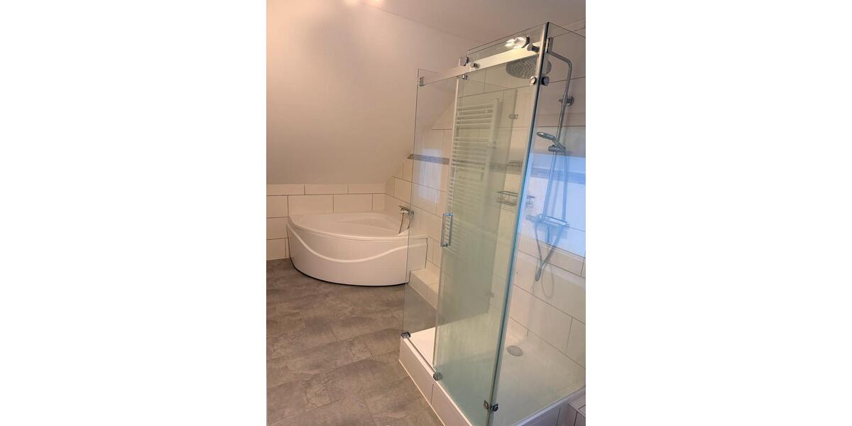 Dachgeschoßwohnung Beckum - 2.5 Zimmer, 63 m&sup2;, 700&euro; | Angebot:26464208