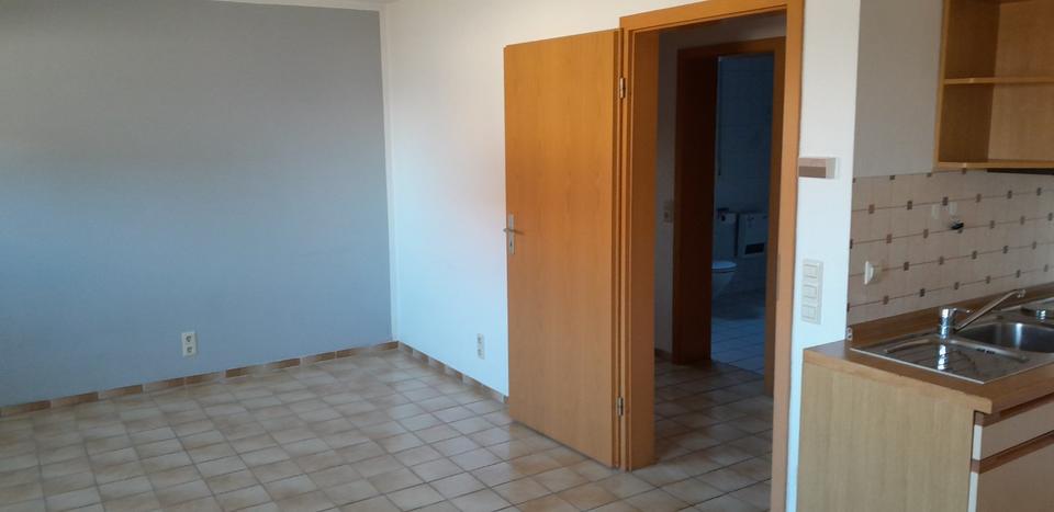 Erdgeschoßwohnung Niederstetten - 1 Zimmer, 43 m&sup2;, 300&euro; | Angebot:25498344