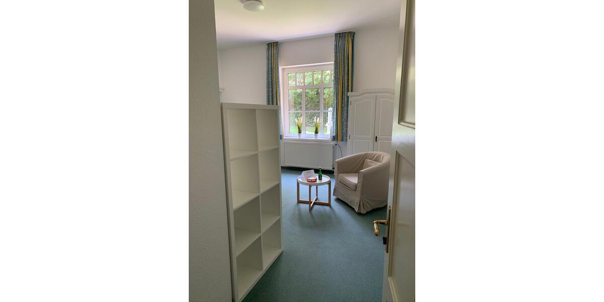 Wohnen auf Zeit Bad Eilsen - 3 Zimmer, 100 m&sup2;, 500&euro; | Angebot:24576347