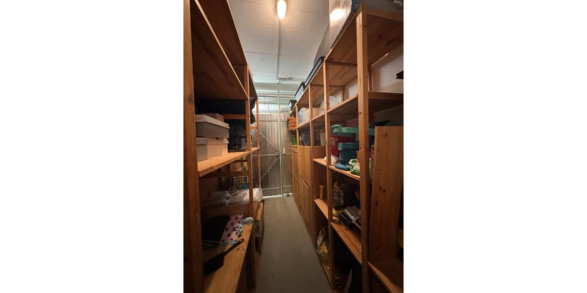 Etagenwohnung Wiesbaden Klarenthal - 3 Zimmer, 93 m&sup2;, 1.350&euro; | Angebot:26656469