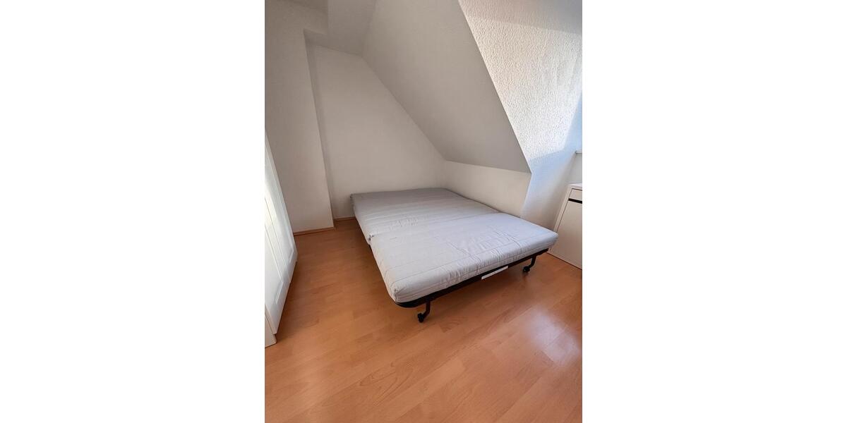 Wohnen auf Zeit Mönchengladbach West - 10 Zimmer, 75 m&sup2;, 595&euro; | Angebot:26555332