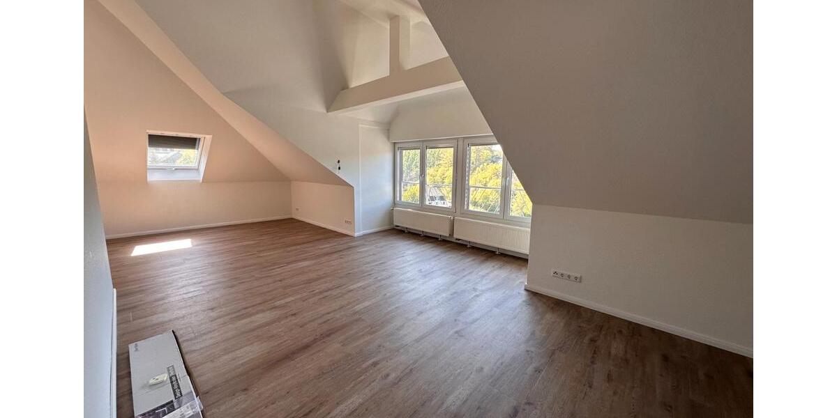 Dachgeschoßwohnung Ennepetal - 1.5 Zimmer, 54 m&sup2;, 499&euro; | Angebot:26366540