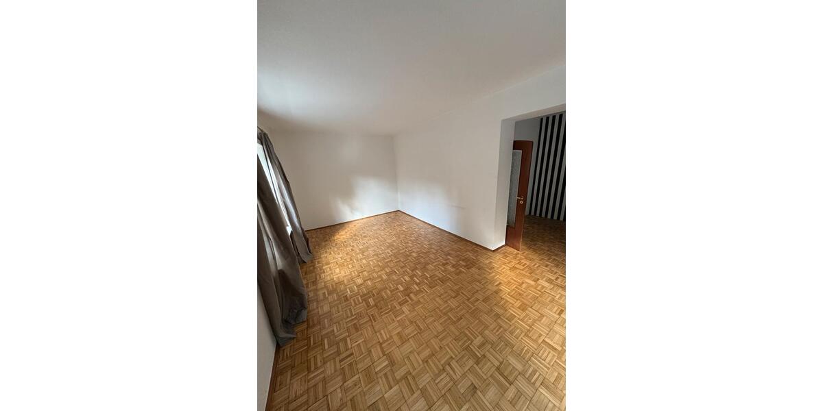 Reihenhaus Kiel Blücherplatz - 6 Zimmer, 130 m&sup2;, 1.600&euro; | Angebot:26665826