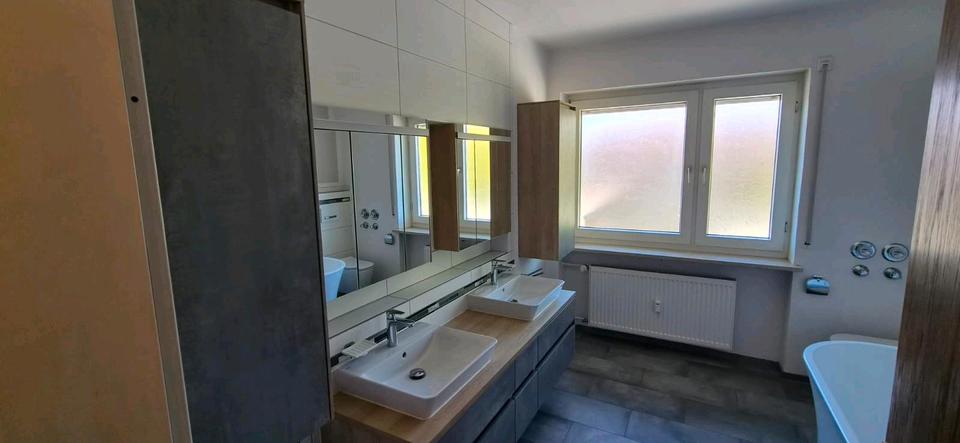 Etagenwohnung Garching an der Alz - 3.5 Zimmer, 150 m&sup2;, 1.200&euro; | Angebot:26448816