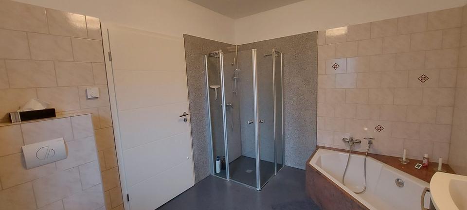 Wohnen auf Zeit Banzkow - 4 Zimmer, 137 m&sup2;, 1.500&euro; | Angebot:26553630