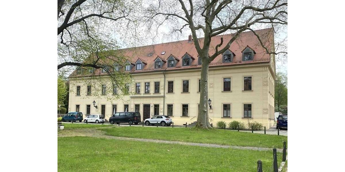 Etagenwohnung Glauchau - 1 Zimmer, 36 m&sup2;, 250&euro; | Angebot:26207412
