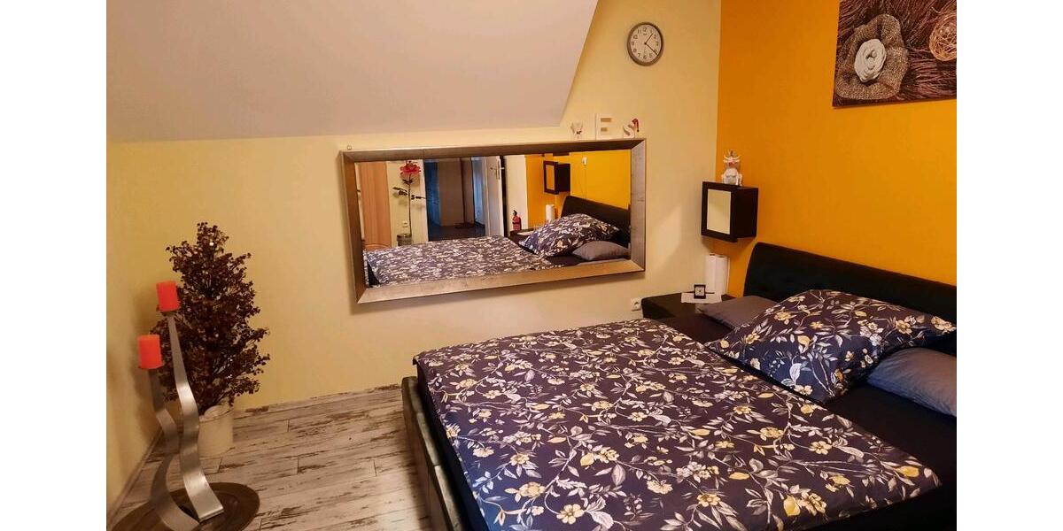 Wohnen auf Zeit Oberhausen Biefang - 3 Zimmer, 80 m&sup2;, 50&euro; | Angebot:23738609