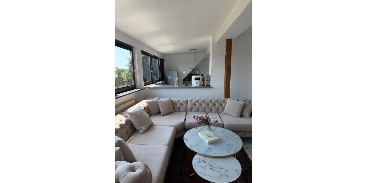 Dachgeschoßwohnung Essen Frillendorf - 2.5 Zimmer, 60 m&sup2;, 720&euro; | Angebot:24996965