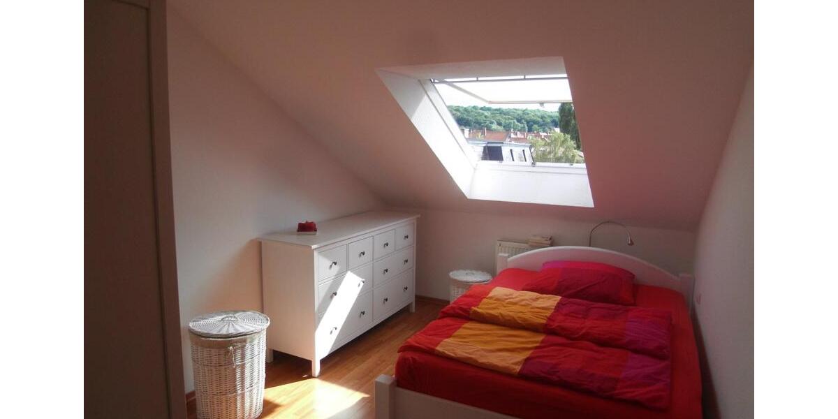 Dachgeschoßwohnung Erfurt Hochheim - 3 Zimmer, 75 m&sup2;, 675&euro; | Angebot:25231650