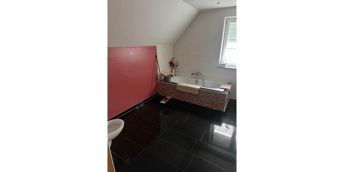 Etagenwohnung Kirchlengern - 2 Zimmer, 120 m&sup2;, 1.300&euro; | Angebot:24384064