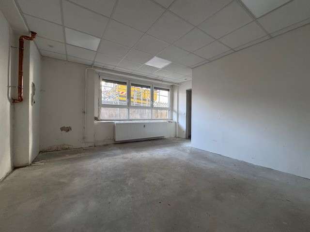 Halle in Berlin 2.200 € 160 m²