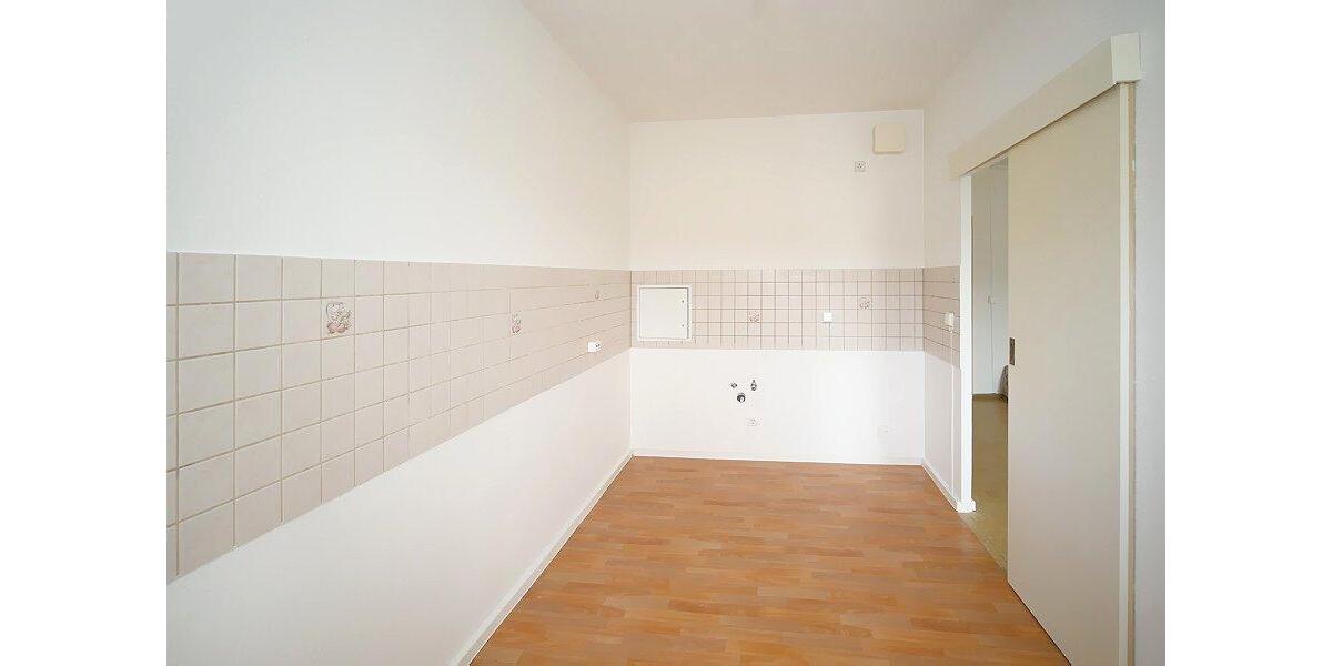 Etagenwohnung Eisleben (Lutherstadt) - 2 Zimmer, 56 m&sup2;, 287&euro; | Angebot:26087092